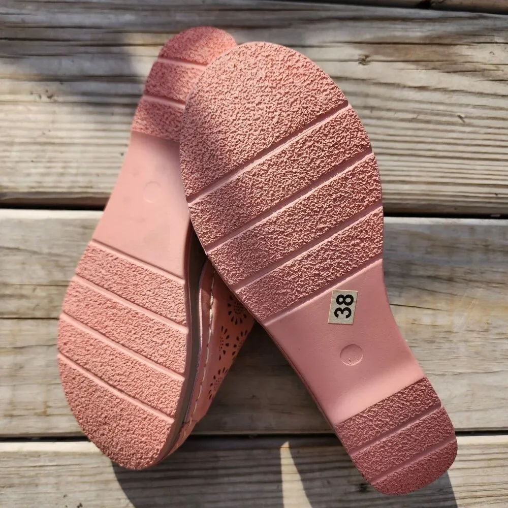 Women Peach Slippers Sz 7.5 Leather Soft Footbed Platform Flower Sandals Wedge